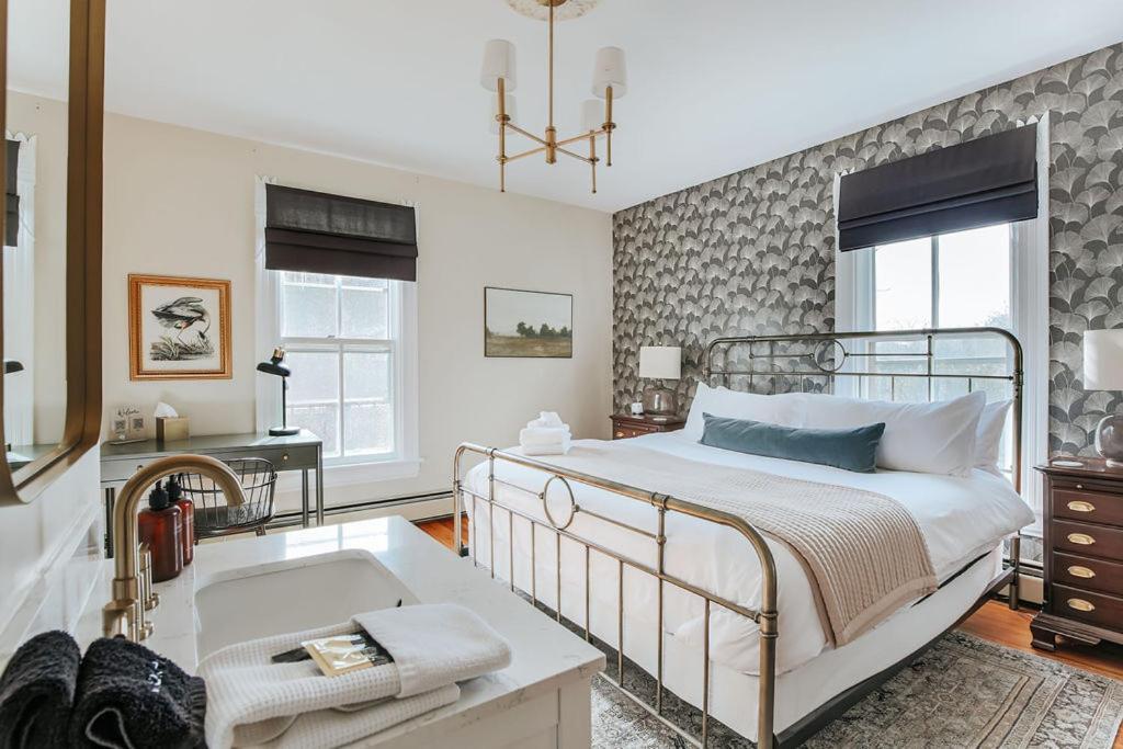 Afton Mountain Inn Room photo